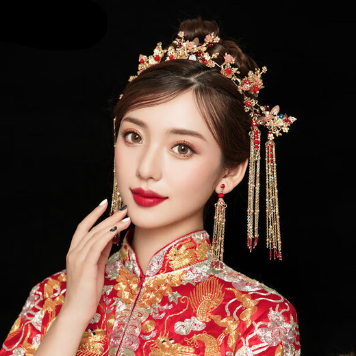 Xiuhe headdress simple and elegant red Chinese style bridal phoenix crown ancient costume Xiuhe clothing wedding accessories set + bracelet (default ear clip style) If you need ear hook style, please contact customer service