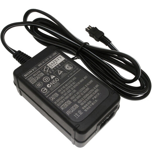 Sony (SONY) AC-L200D AC adapter is suitable for Sony AX700 AX100 AX60 AX45 AX40 CX680 CX450 PJ675 AXP55 Sony AC-L200D AC adapter