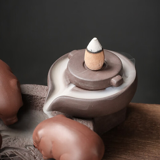 Yuxuan purple clay tea pet backflow incense burner ornaments piggy drinking water handmade cute mini wealth-seeking pieces tea table tea play blessing pig backflow incense burner--time comes and turns