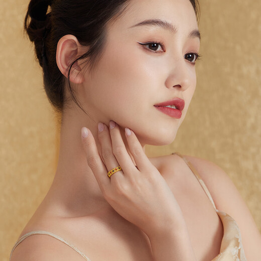 Lukfook Jewelry Fuman Heirloom Series Pure Gold National Style Gilded Gold Ring as a Gift Price F48TBGR0007 No. 12-4.87g (including labor cost 823 yuan)