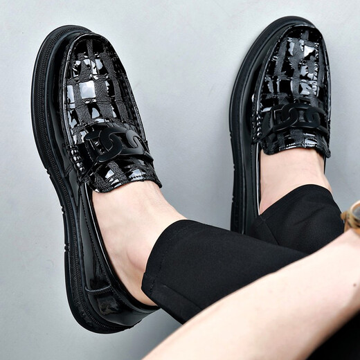 KEDUN Spring and Summer Peas Shoes Men's Genuine Leather Soft Sole Lazy Slip-on Men's Business Casual Leather Shoes Glossy Height-increasing Men's Shoes Black (Flat Heel) 42