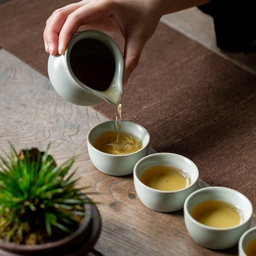 Rudao Ru Kiln Kung Fu Tea Set Covered Bowl Teapot Teacup Complete Set Ru Kiln Rare Open Slices Azure Retro Ceramic Household Tea Maker Gift Box Packaging Ru Kiln Square Ear Pot 11-pack Gift Box