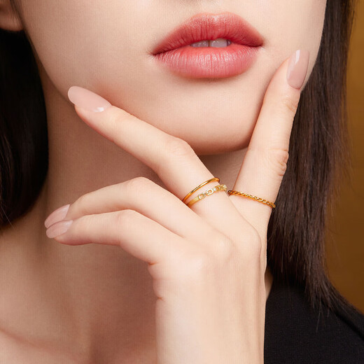 Lukfook Jewelry Gold Ring Solid Ring Solid Gold Couple Ring Price No. 5 - About 0.96g