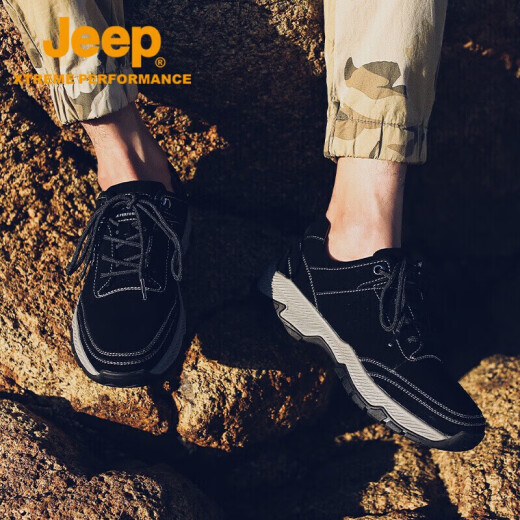 Jeep mountaineering shoes men's lightweight sports shoes men's non-slip wear-resistant training shoes plus velvet cold-proof and warm outdoor hiking shoes 1255