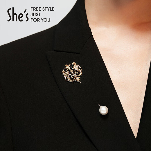 She s Akiko brooch Dream of Versailles Baroque high-end luxury corsage suit accessories birthday gift for girlfriend gold K0