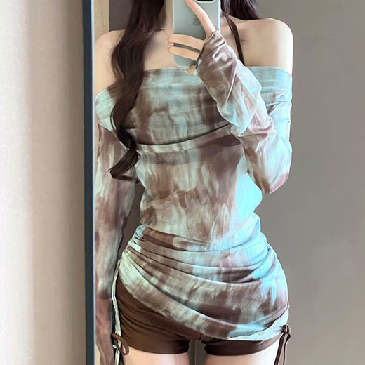 Yezhi Bikini Swimsuit Three-piece Sexy Small Breasts Gathered to Cover Belly and Look Slimming Hot Spring Resort Hot Girl Style Can Be Weared Outside One Size 80-125 Jin Jin is equal to 0.5 kg