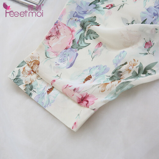 Envy female temptation see-through retro printed nightgown small chest deep V cardigan nightclub nightgown sexy thong three-piece suit belt one size