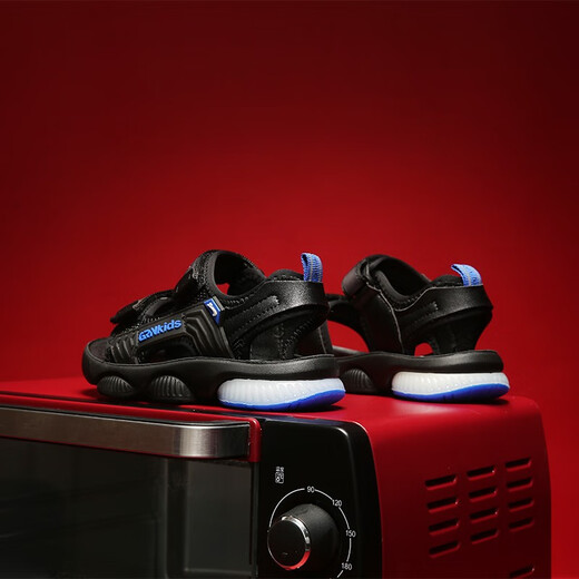 Guireniao children's sandals summer new boys' beach shoes children's soft bottom baby anti-slip soft bottom black and blue 37 (inner length 23.3/foot length 22.8)