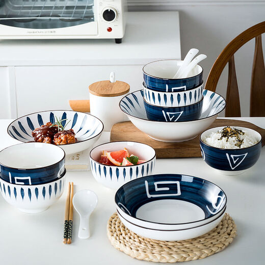 Jiesheng Jishi Couple 2-4 person dishware set Jingdezhen ceramic tableware set household combination Japanese style mixed color 2 bowls 2 plates 2 spoons 2 chopsticks 1 soup bowl 1 tablespoon