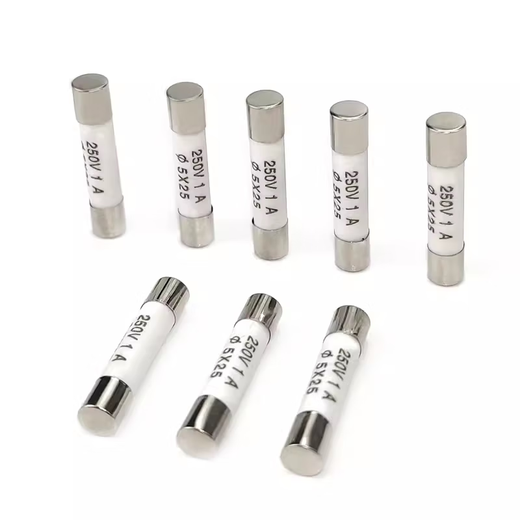 R055 ceramic fuse tube 5x25mm fuse 0.5A 1A 2A 3A 4A 6A 13A 16A 20A R055 ceramic 5x25mm 8A (100 pieces/box)