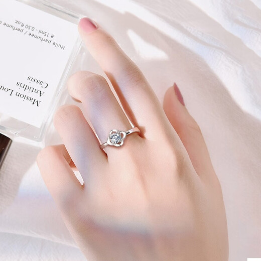 MZMZ platinum ring four-leaf clover diamond ring wedding birthday anniversary gift for girlfriend for girlfriend for wife light luxury four-leaf clover ring