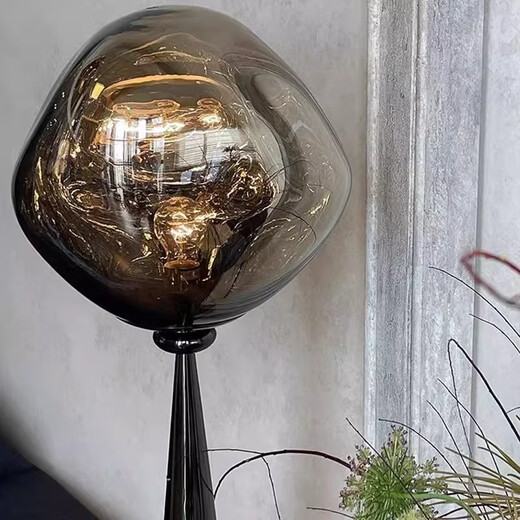 Zhongshuai high-end lava floor lamp post-modern light luxury living room bedroom study room decoration creative atmosphere Italian style H145 pearl black + smoke gray lampshade remote control dimming