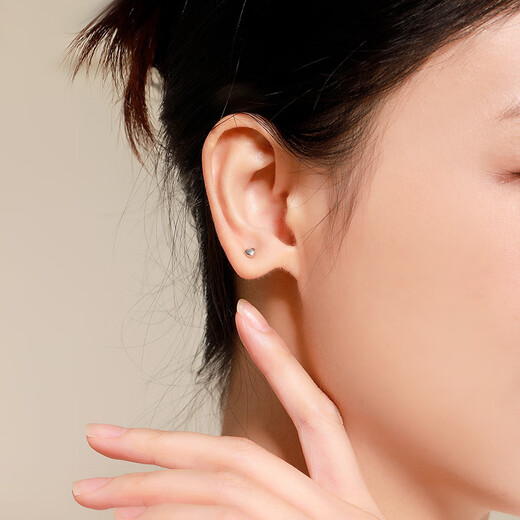 Mengjinyuan pt950 platinum earrings, love platinum simple glossy earrings, birthday gift for girlfriend, heart-shaped earrings - about 0.7g