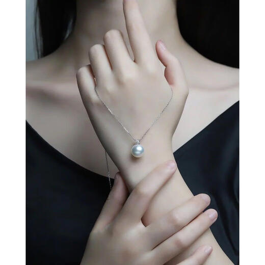 Shengbei 925 silver Princess Australian white pearl pendant for women with diamonds Princess Diana pearl clavicle chain pendant French light luxury fashion 12mm cold light Australian white temperament goddess