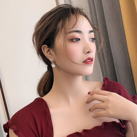 Crystal silver needle earrings for women 2025 new one-week earrings birthday gift for girls to give to their girlfriends light luxury high-end niche T343 Internet celebrity imitation pearl earrings gift box set