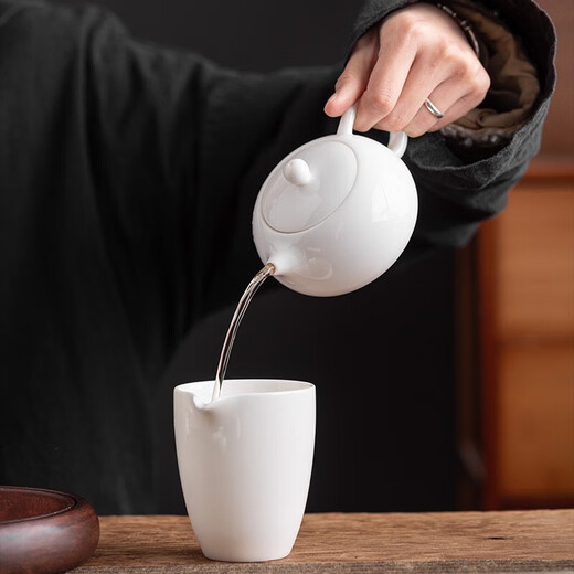 Tangfeng mutton-fat jade porcelain Xishi pot home office white porcelain tea single pot ceramic Kung Fu tea set hand-held pot for one person to drink tea Xiangxue Xishi pot + 2 cups + male cup + Fangshe tea tray
