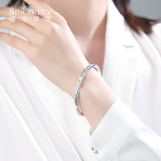 SHENGSHIQIYUAN platinum bracelet for women pt950 genuine platinum bracelet for women new simple perfect round star flash bracelet for women inner diameter 52mm weight 31-32g thick about 5.6mm