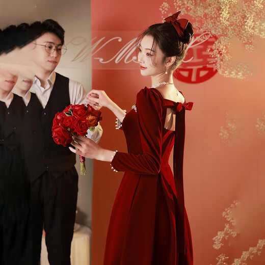 Libaixin toasting dress bride 2025 new autumn and winter burgundy engagement dress high-end long-sleeved velvet wedding atmosphere burgundy L