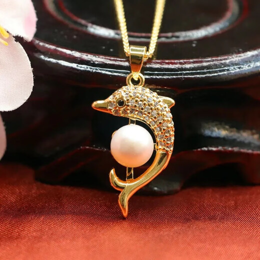 Chi shooting freshwater pearl pendant dolphin shell bear necklace clavicle chain jewelry ins internet celebrity jewelry gift for girlfriend freshwater pearl dolphin bead pendant with silver chain