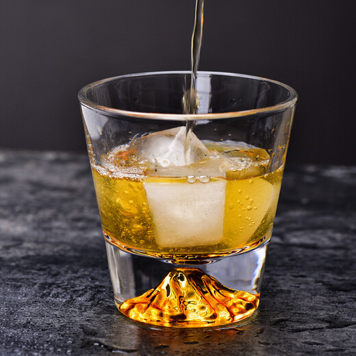 Japan's Mount Fuji heat-resistant crystal glass handmade whiskey cup couple cup gift box set Mount Fuji cup two gift box
