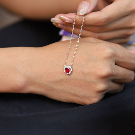 GEM STONE KING red zircon necklace 925 silver inlaid with colored gemstones heart-shaped necklace cute and playful as a Valentine's Day gift for your girlfriend