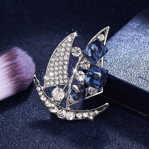 GIEVSZHE brand sailing brooch men's suit European and American corsage women's British style pin buckle Valentine's Day birthday gift square diamond sail brooch silver