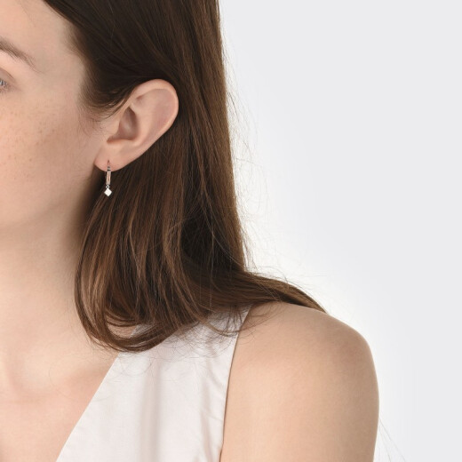 Chow Sang Sang 18K gold earrings white gold earrings mint series pendant design earrings for women 91111E