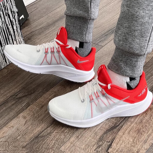 Nike (Nike) zapatos para hombres Zapatos para hombres 2025 zapatos deportivos de verano corre Swift 3 Mesh Road Professional Choque absorbente zapatos casuales Da1105-100 Rojo blanco 41