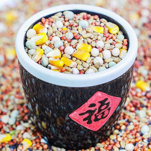 New pigeon food nutrition contains corn 10kg bird food homing pigeon white adult young pigeon ornamental pigeon food without corn pigeon food 3Jin Jin is equal to 0.5 kg