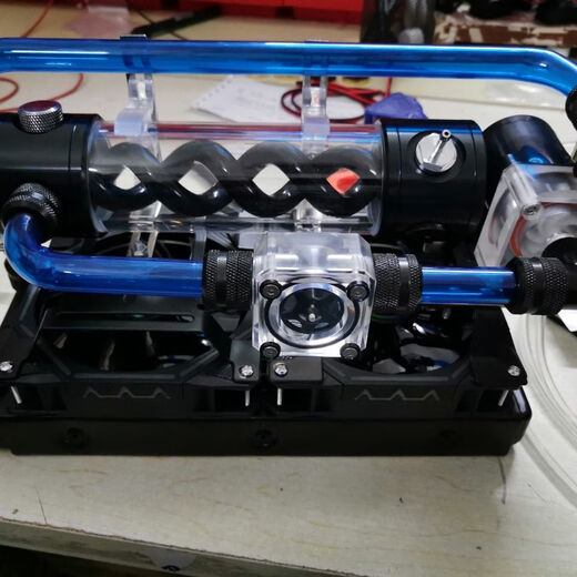 平板电脑 笔记本 散热水冷套 散热器 水冷散热系统 手机水冷散热 升级版全黑笔记本水冷套东远p67泵