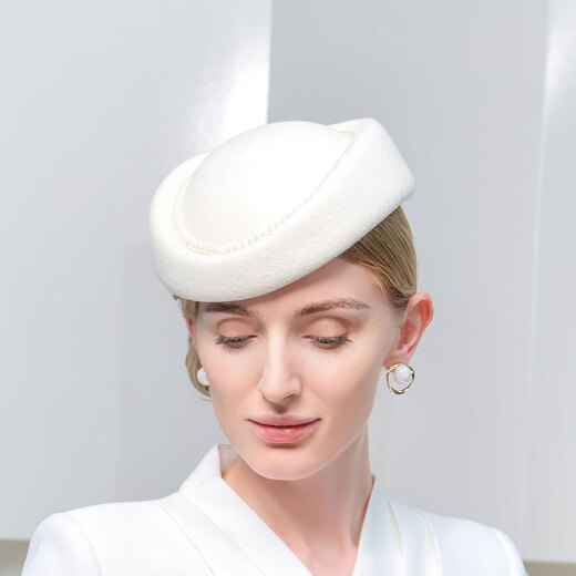 EE 2022 autumn and winter new British retro hat simple and versatile travel beret for women white adjustable