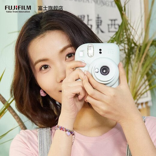 FUJIFILM instax mini12 instant camera 3-inch photo paper one-time imaging travel camera gift box mint green image flower room set ~ including camera bag + photo album + photo frame photo paper combination set three including standard + 20 pieces of white edge photo paper + peripheral accessories