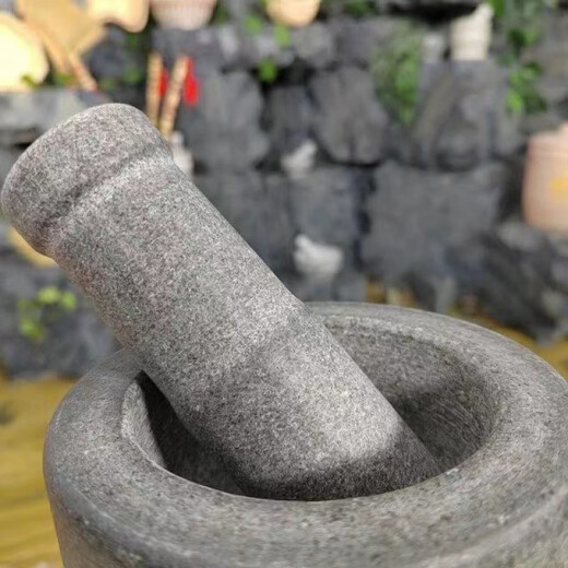 Shantou Lincun bluestone garlic mortar garlic masher stone mortar household manual old-fashioned stone nest natural stone garlic mash artifact mash pot medium black bluestone with greater hardness suitable for 2 to 4