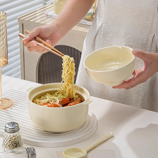Persson cream-style ceramic instant noodle bowl with lid for student dormitory yogurt bowl cute tableware and chopsticks set