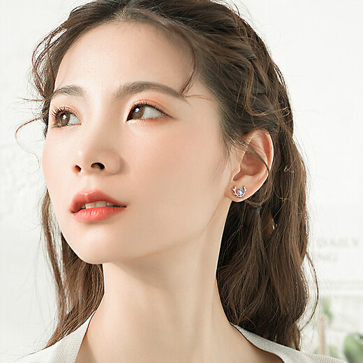 Xinshe pure 925 silver moonlight color elk earrings for women, Japanese and Korean dreamy fresh students with pierced ears, not easy to allergic to earrings, one pair + exquisite gift box