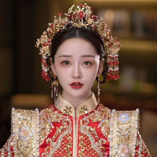 Wanbaozi bride Xiuhe tiara Chinese style ancient costume red phoenix crown tassel hair band back pressed Xiuhe clothing accessories make the face look smaller red crown suit