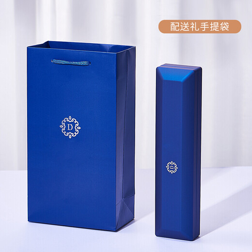 Crystal Silver Needle Weekly Earrings 2025 New Earrings Girl Birthday Gift for Girlfriend Light Luxury High-end Niche Temperament T110 Weekly Earrings Lighting Gift Box