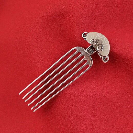 Jiangnan first saw Hanfu straight version hair comb silver-plated retro comb ethnic style ancient costume cheongsam hair accessories for women to give to their wives and girlfriends as holiday gifts