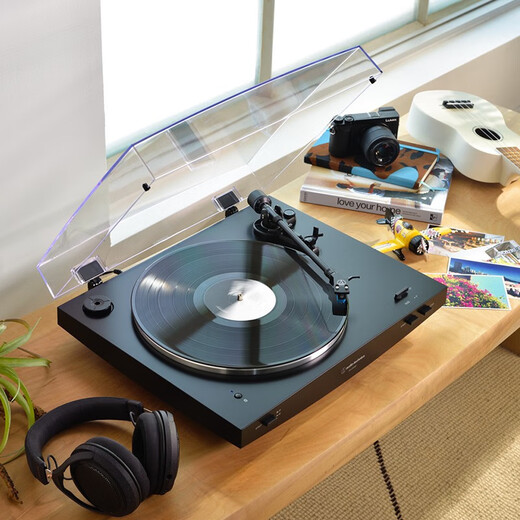 Audio-Technica LP3XBT Audio-Technica Bluetooth vinyl record player professional audio retro record player record player Bluetooth record player LP3XBT black