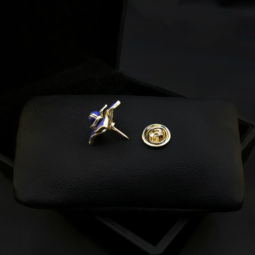 Lingchuan enamel flower brooch, men's and women's suit collar button collar pin, sweater corsage accessories, gold edge deep blue