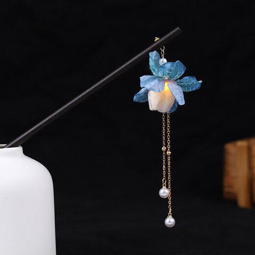 LEMIAO Ancient Style Tassel Hairpin Luminous Lantern Hairpin Silk Flower Wood Hairpin Palace Fairy Headdress Daily Versatile Hair Accessories Women Lantern Holding Candle - Blue