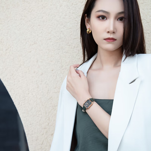 EMPORIO ARMANI Armani watch women's square small green watch brand business quartz watch Chinese Valentine's Day gift for girlfriend Retro small green watch AR11149