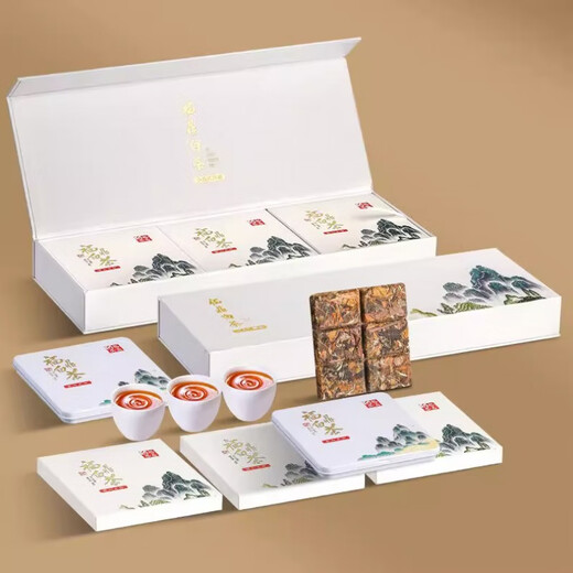 Fuding White Tea 2018 Old Shoumei Small Square Slices Old White Tea Cake Authentic Small Cake Tea Gift Box Gift Box 360g 2 Pack with Handbag Fuding White Tea 2018 Old Shoumei Small Square Slices Old White Tea Cake Authentic Small Cake Tea Gift Box Gift Box 360g 2 Pack with Handbag