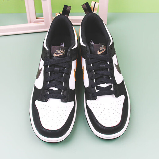 耐克（NIKE）板鞋女鞋2025新款夏季Dunk Low低帮轻便运动鞋时尚透气休闲鞋 DH9764-001黑白小熊猫金银勾 35.5