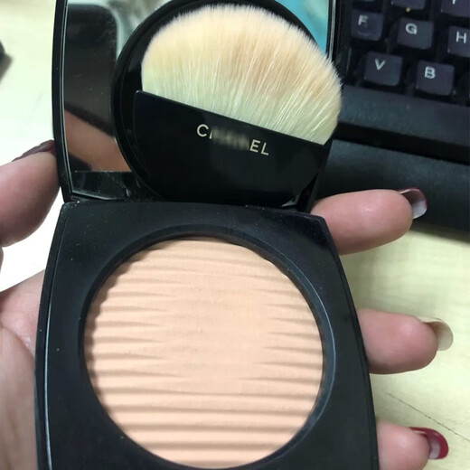 Chanel (Chanel) CHANEL Chanel Blush Rouge Concealer Beige Fashion Sunshine Kiss Powder 12g