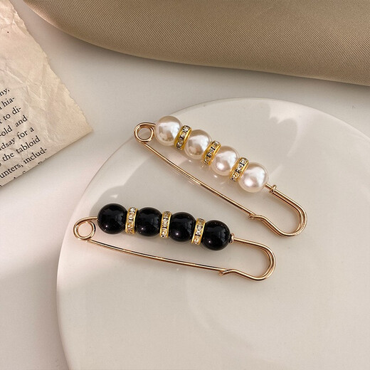 Ililo brooch, women's pin, anti-exposure buckle artifact, fixed waistband of clothes, changed to smaller waist, elastic waist, skirt waist buckle pin, light luxury 10-piece set