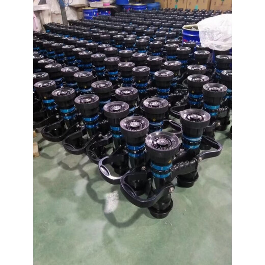 Fire-fighting multifunctional water gun head with adjustable DC spray recoilless water gun QLD6.0/8I 65/50/40 red QLD6.0/8I type (65 type 2.5 inch complete set with inner buckle