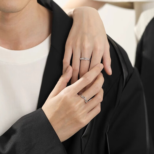 Zhou Dajin CHOW TAI KING Begonia Flower Couple Ring Girls Couple Ring Men Light Luxury Anniversary Valentine's Day Birthday Gift for Girlfriend Begonia Flower Couple Ring Customized Engraving