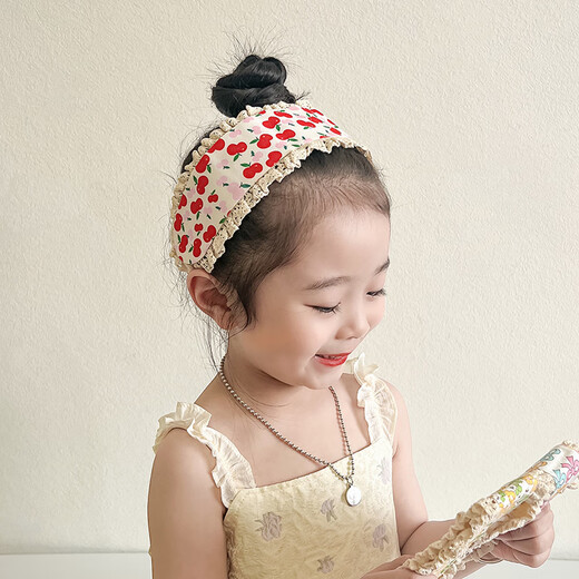 BARY REEF Sweet and Cute Colorful Widening Bangs Sticker Broken Hair Artifact for Girls Children's Velcro Sticker Baby Girl Doesn't Hurt Broken Hair Stickers Little Apple - This on Hair 1pc