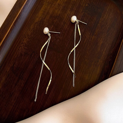 The Story of Core Luxury Rose Liu Yifei's same style earrings for women, elegant earrings, artificial pearl long tassel earrings, earrings, earrings